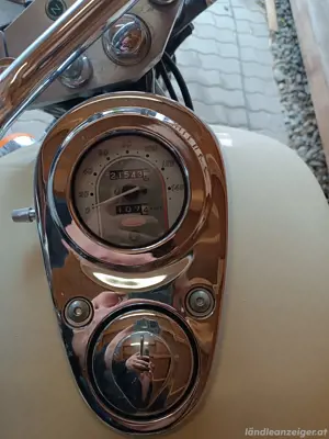 Daelim VT 125 F Bild 3
