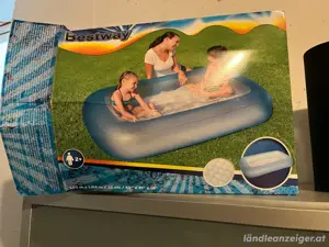 Schwimmbecken Bild 2