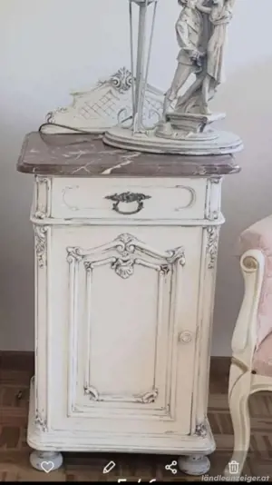 Schlafzimmer antik Bild 4