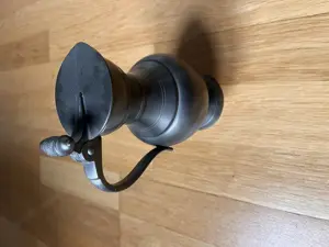 Zinnkrug mit Deckel
