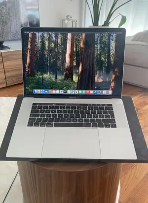 Apple MacBook Pro 2016 Retina | 15.4" | Touch Bar