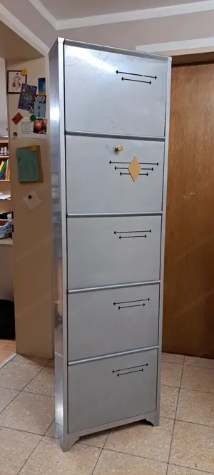 Schuhschrank 