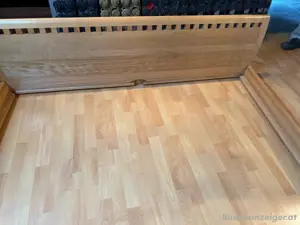 Vollholz Doppelbett Bild 2