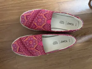 TOMS Slipper