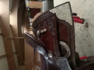 Handmade Westernsattel Bild 5