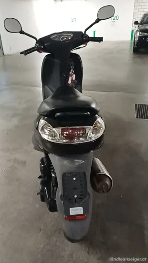 Peugeot Vivacity 50ccm  Bild 2