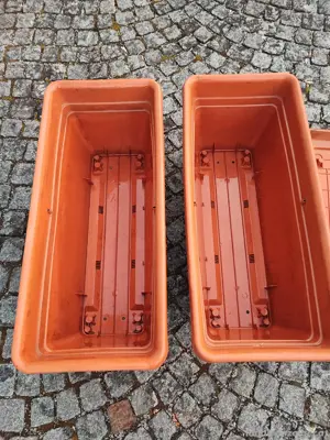 2 Pflanztröge mit Untersetzer groß  Bild 5