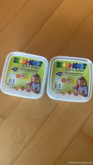 Bunte Knetmasse zu verschenken