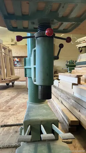 Säulen-Ständerbohrmaschine Bild 3