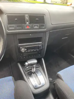 VW Golf 4 1.9 TDI 90 PS Diesel Bild 3