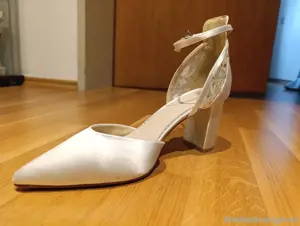 Brautschuhe Gr.39 Farbe ivory Bild 2
