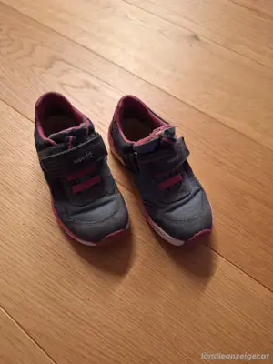 Sneaker Gr. 27