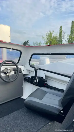 Motorboot Gondel Bild 5