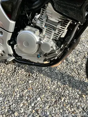 Yamaha YBR 250 schwarz!!! Bild 4