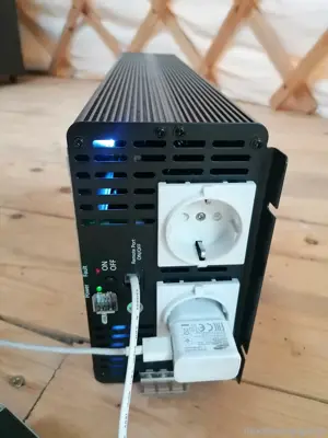 Solarmodul mit Wechseltrichter Bild 3