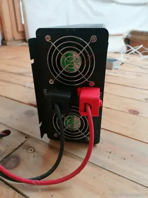 Solarmodul mit Wechseltrichter Bild 4