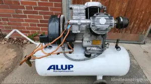 Druckluft kompressor werkstatt Bild 4