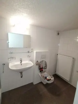 Altbauwohnung mit Charme Bild 8