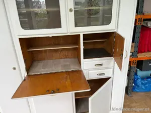 Retro Küchenschrank Bild 2