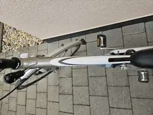 Damenfahrrad sehr guter Zustand, kaum gefahren Bild 3