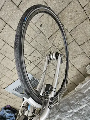 Damenfahrrad sehr guter Zustand, kaum gefahren Bild 6