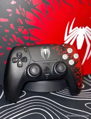 PlayStation 5 Spider man 2  Modell mit controller  Bild 2