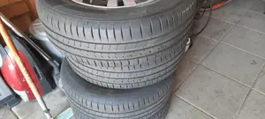 Vw Alufelgen mit Sommerreifen
