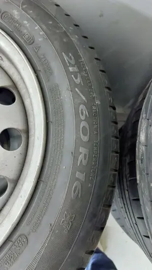 Sommerreifen mit Stahlfelgen passend für VW Multivan T5