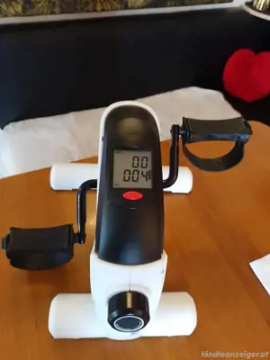 Hometrainer - Fitnessgerät  Bild 3