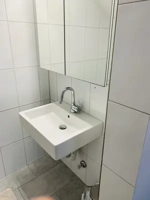 Helle 2 Zimmer Wohnung  Bild 6