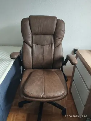 Bett Schrank, cautsch , schreib Tisch,Chef Sessel, Esstisch  Waschmaschine  Bild 8