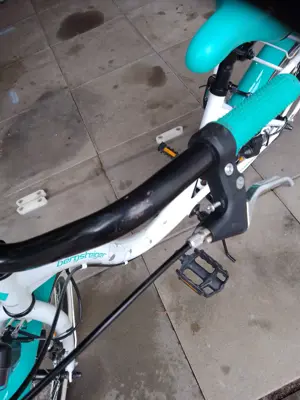 Kinderfahrrad 20 Zoll neuwertig  Bild 4