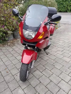 Honda deauville