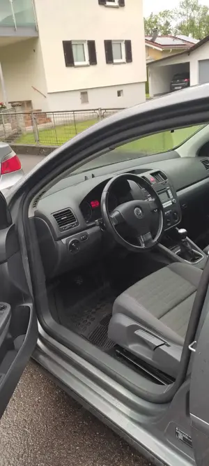 VW Golf 5 Benzin  Bild 3