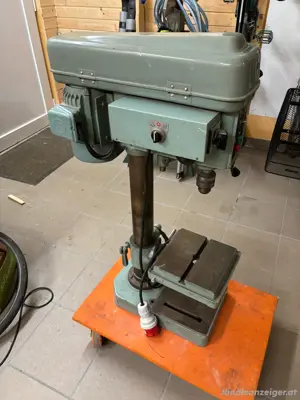 Ständerbohrmaschine