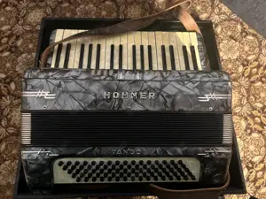 Hohner Akkordeon Tango 1  Bild 3