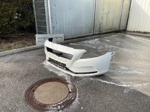 Verkaufe Stoßstange VOLVO V40 Bild 4