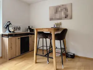 Helle 2,5-Zimmer-Einliegerwohnung im Dornbirner Hatlerdorf   möbliert & bezugsbereit Bild 3