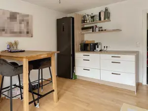 Helle 2,5-Zimmer-Einliegerwohnung im Dornbirner Hatlerdorf   möbliert & bezugsbereit Bild 2