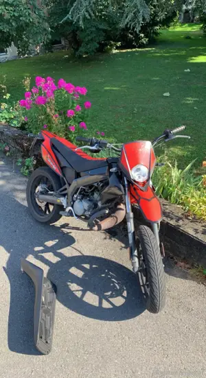 gilera smt50 2015 moped Bild 2