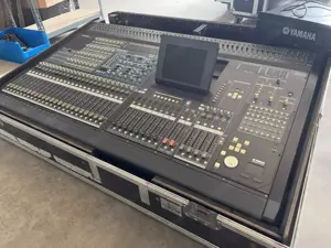 Yamaha PM5D Digitales Mischpult Bild 4