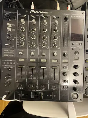 Djm 800 Pioneer+ 2x DDJ 2000 + Djm 250 km2 Bild 4