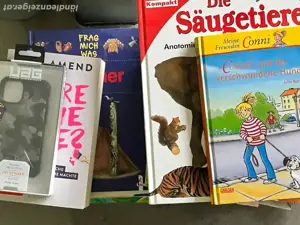 zu verschenken: (Kinder)Bücher, CDs, Handy-Hülle