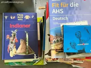 Flohmarkt: Bücher, CDs, Handyhülle, Vasen Bild 3