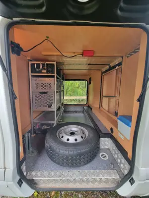 Laika Kreos 3010g Traumwohnmobil für 2 Bild 8
