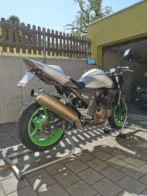 Kawasaki Z750 Bild 4