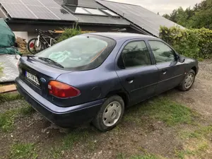 Ford Mondeo 16V Automatic Deutsche Papiere Bild 3