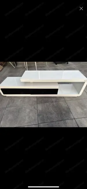 Tv Board     Bild 2
