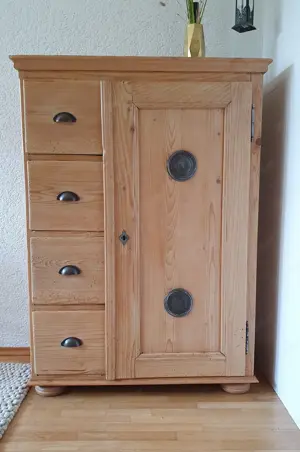 Brotschrank antik