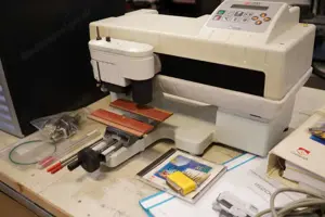 CNC Fräsmaschine Graviermaschine Gravograph IS200 Bild 2